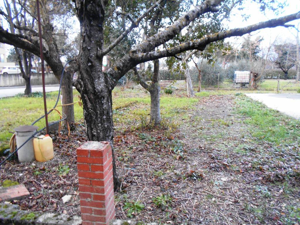 Terreno a Spoleto in Via Guglielmo Marconi - Foto 3