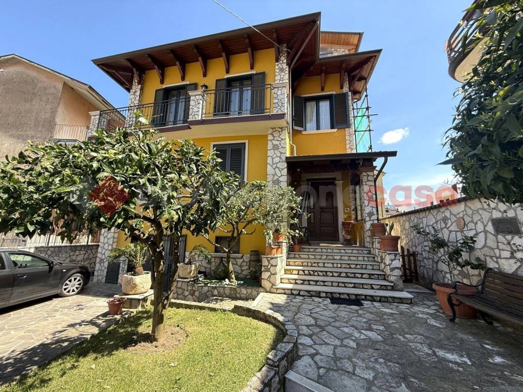 Villa a Cervinara in Via San Cosma, 12 - Foto 2