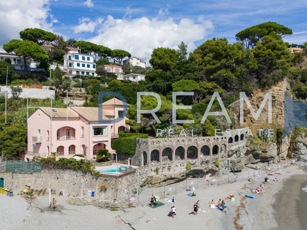 Villa a Albissola marina in Lungomare degli Artisti - Foto 2