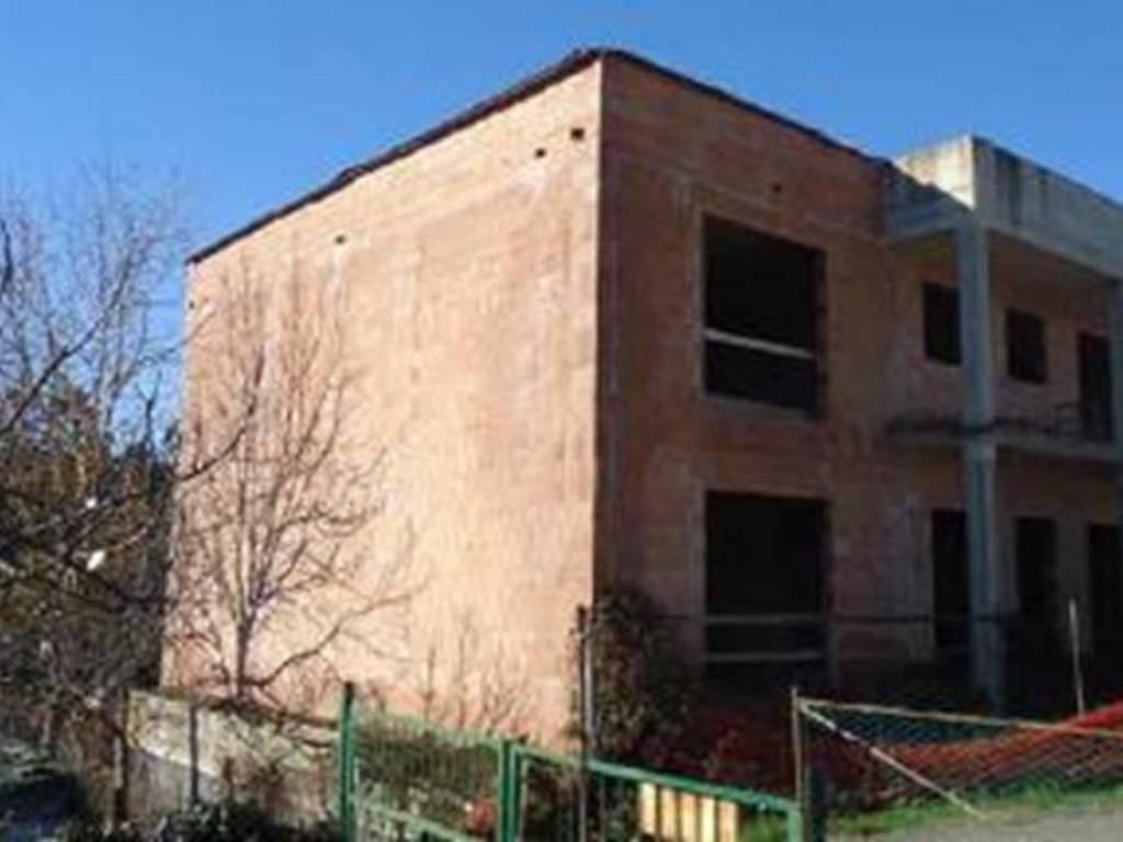 Palazzo / stabile a Bucine in Via Alessandro Manzoni - Foto 2