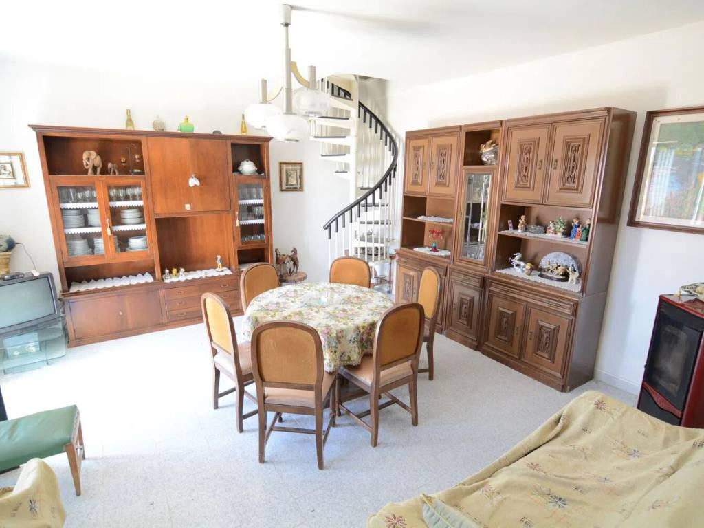 Casa indipendente a Sant'angelo dei lombardi - Foto 3