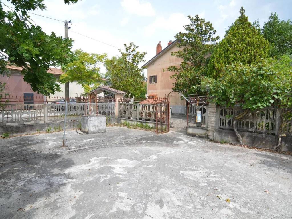 Casa indipendente a Lioni - Foto 3