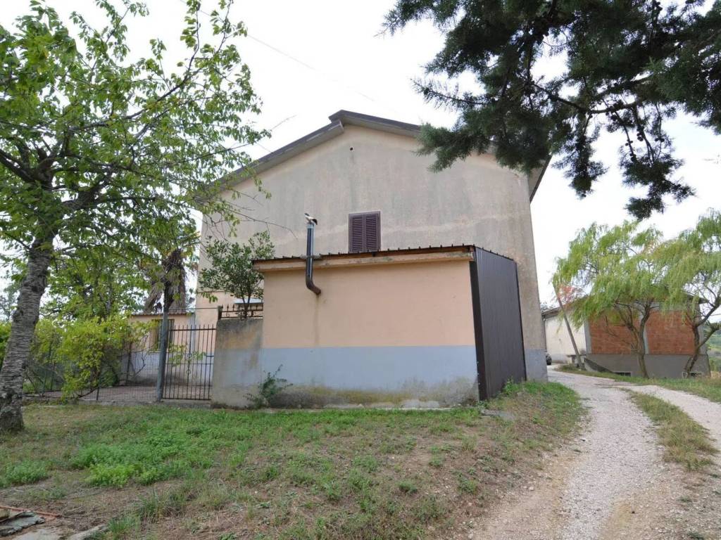 Casa indipendente a Lioni - Foto 4