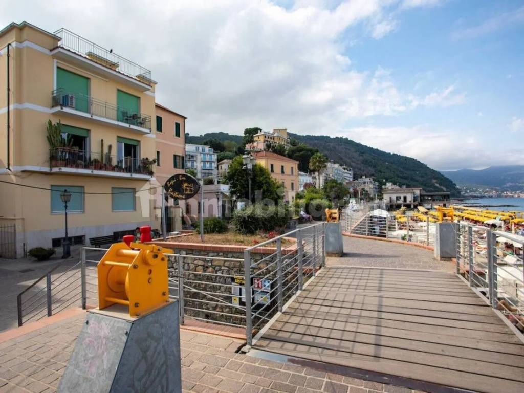 Appartamento a Laigueglia in Via Giuseppe Mazzini, 6 - Foto 2
