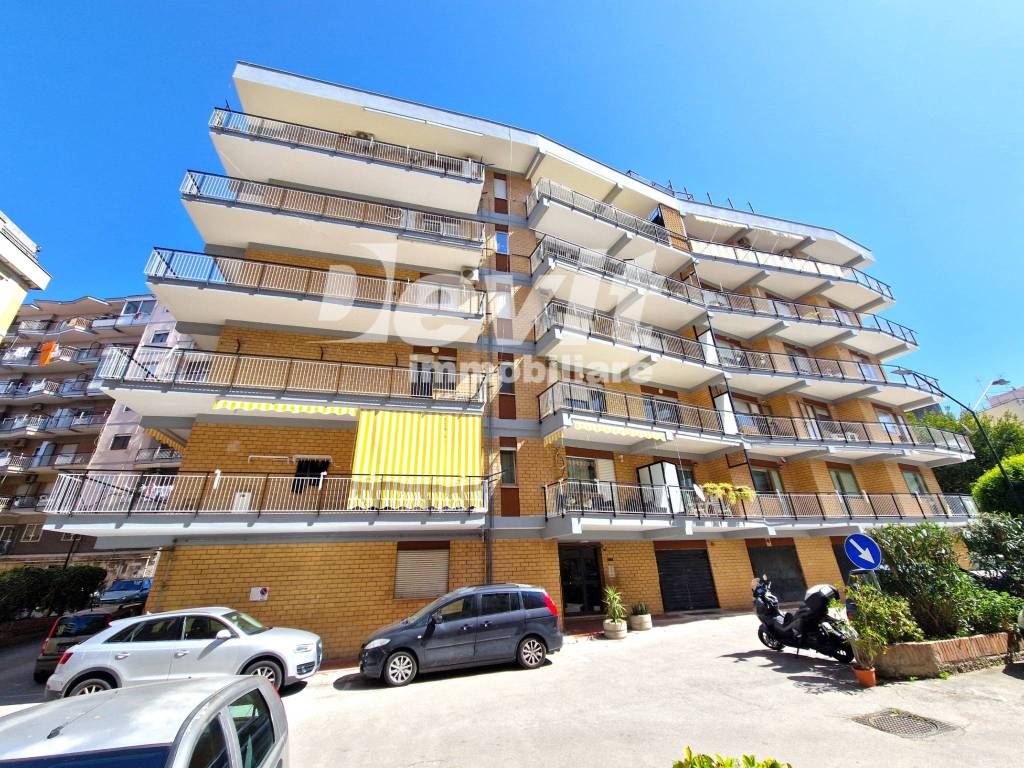 Appartamento a Torre del greco in Corso Vittorio Emanuele - Foto 3