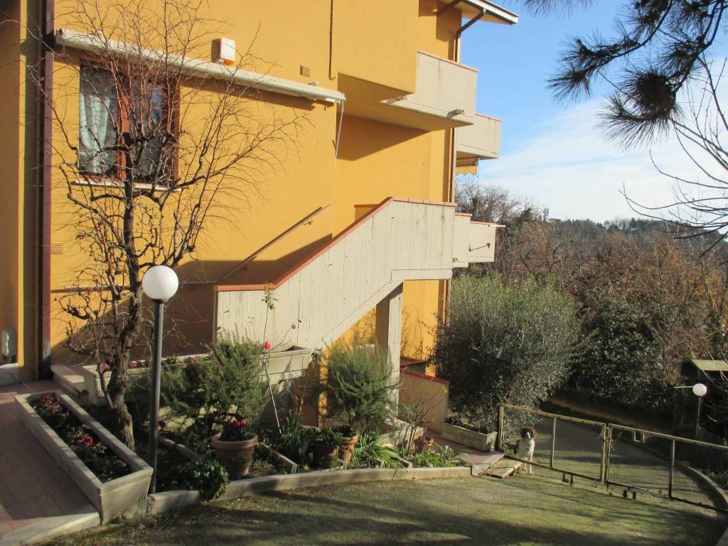 Villa a Pesaro in Strada di Sant' Egidio - Foto 2