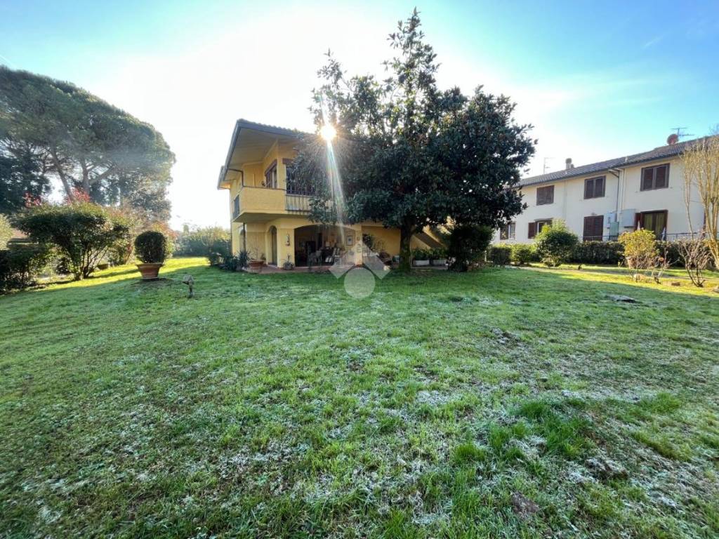 Casa indipendente a Altopascio in Via del maggino - Foto 4