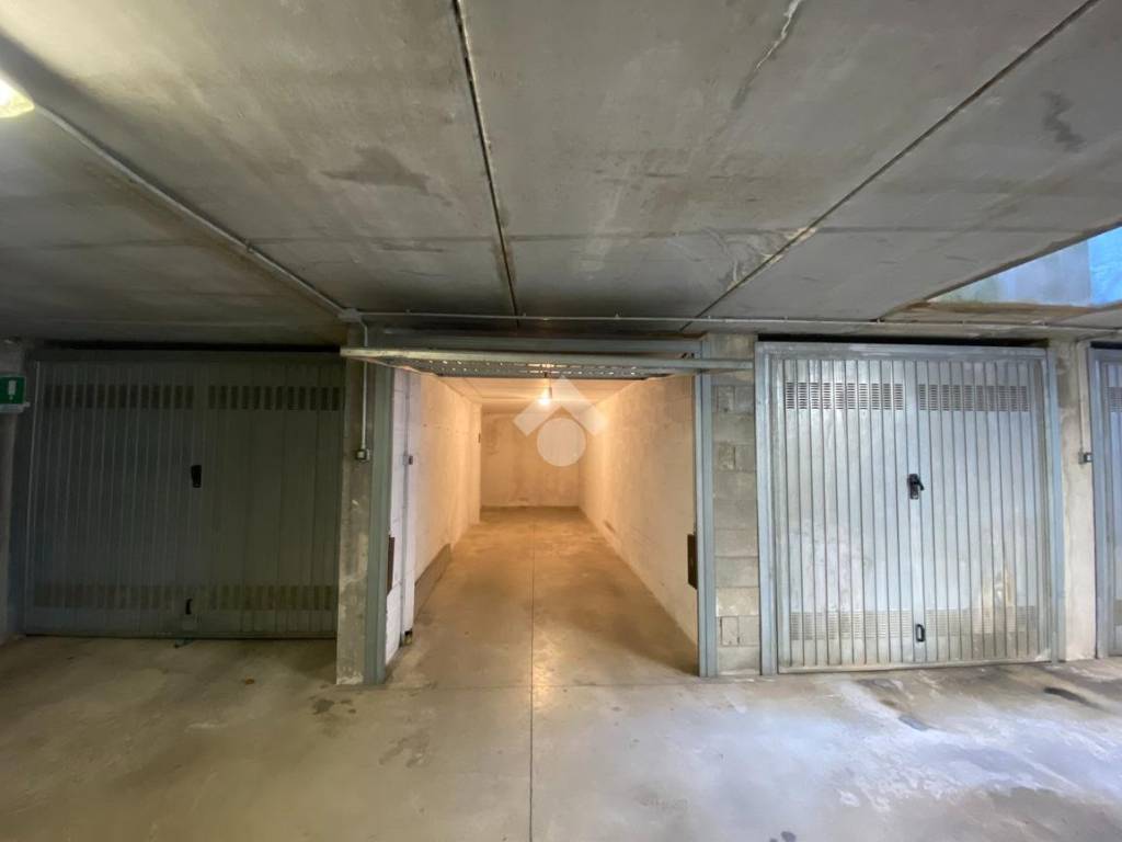 Box / garage a Calco in Via Privata Europa, 22 - Foto 4