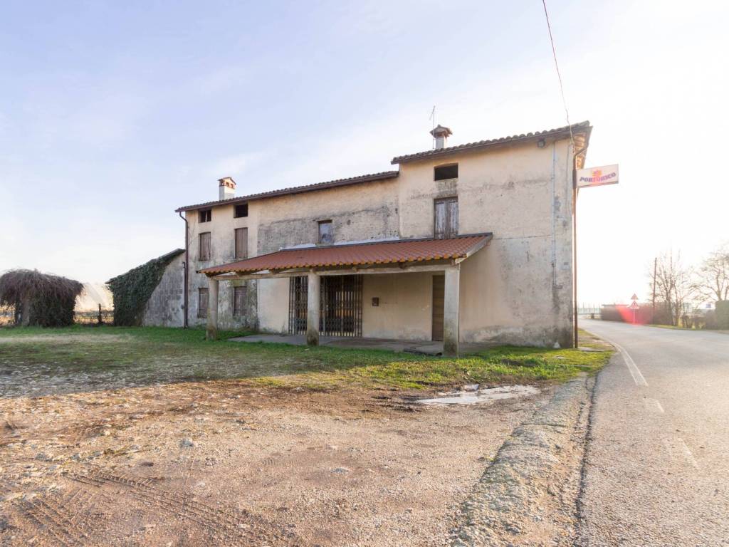 Casa indipendente a Breganze in Via Breganzina, 12 - Foto 2