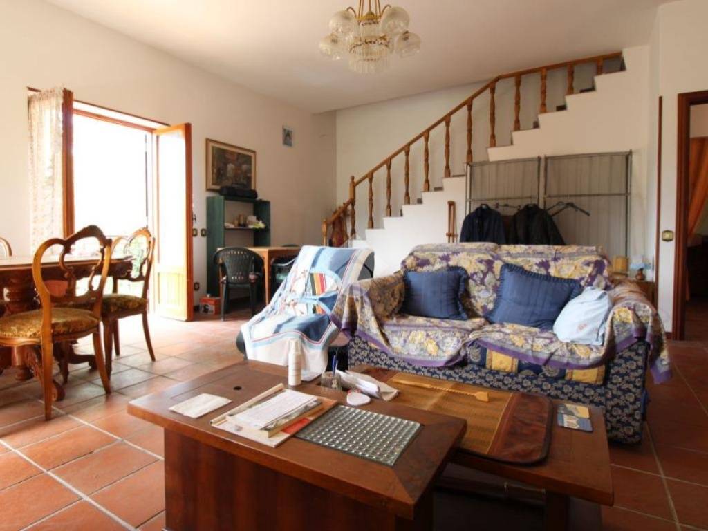 Villa a Castelnuovo di farfa in Vocabolo casanova - Foto 5