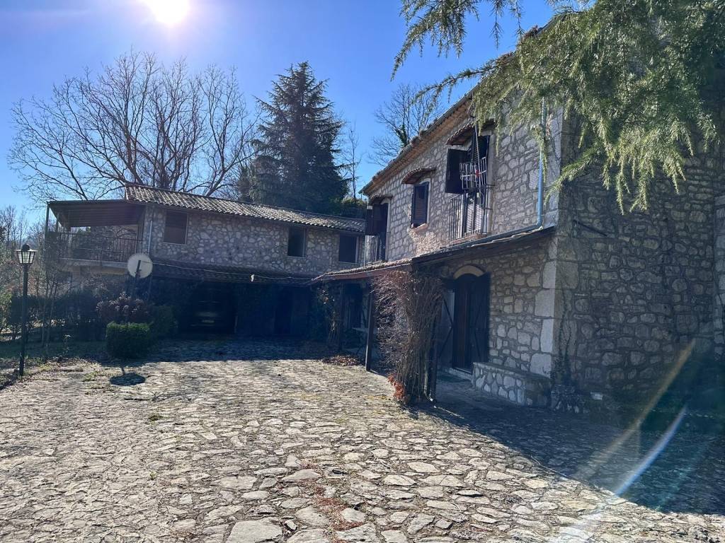 Villa a Sepino in Contrada Collemarraco - Foto 2