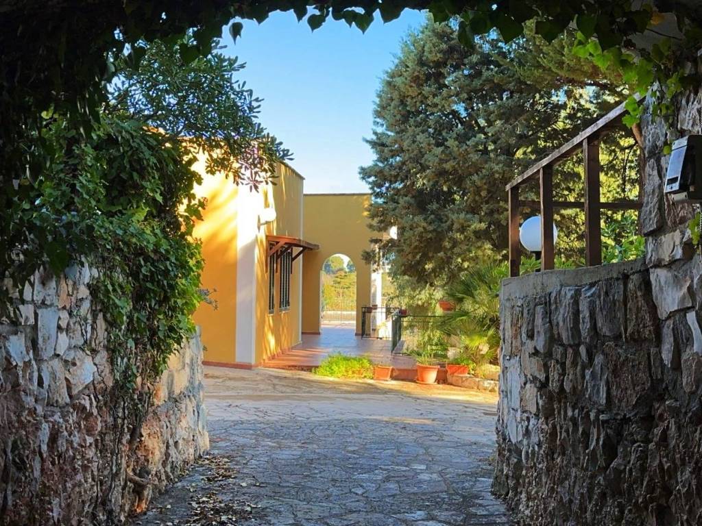 Villa a Fasano in Viale delle Viti, 32 - Foto 4