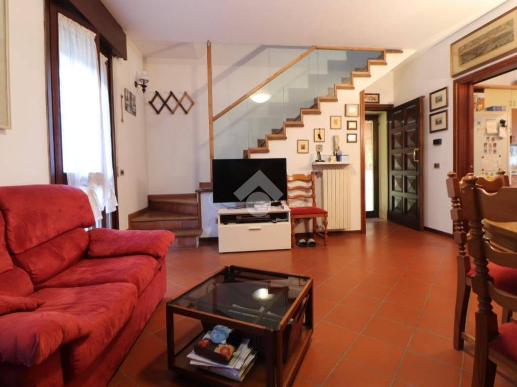Villa a Porto mantovano in Via GRAMSCI, 1 - Foto 5