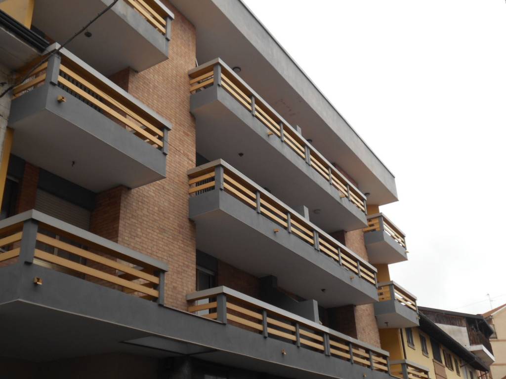 Appartamento a Cigliano in Corso Re Umberto I, 81 - Foto 2