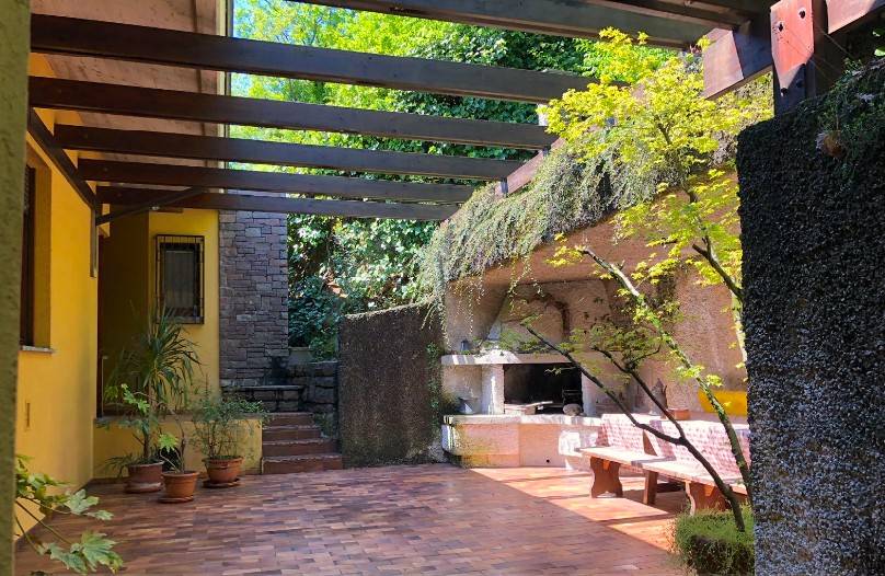 Villa a Manerba del garda in Via dei Narcisi, 15 - Foto 2