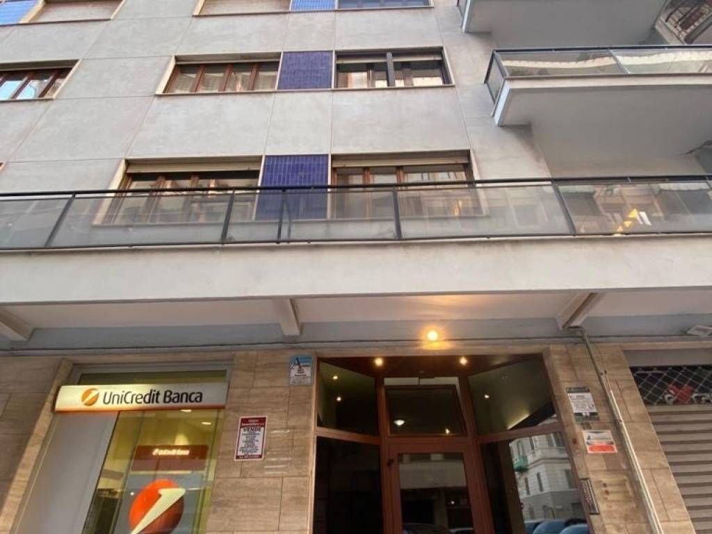 Appartamento a Taranto in CORSO UMBERTO I, 18 - Foto 3