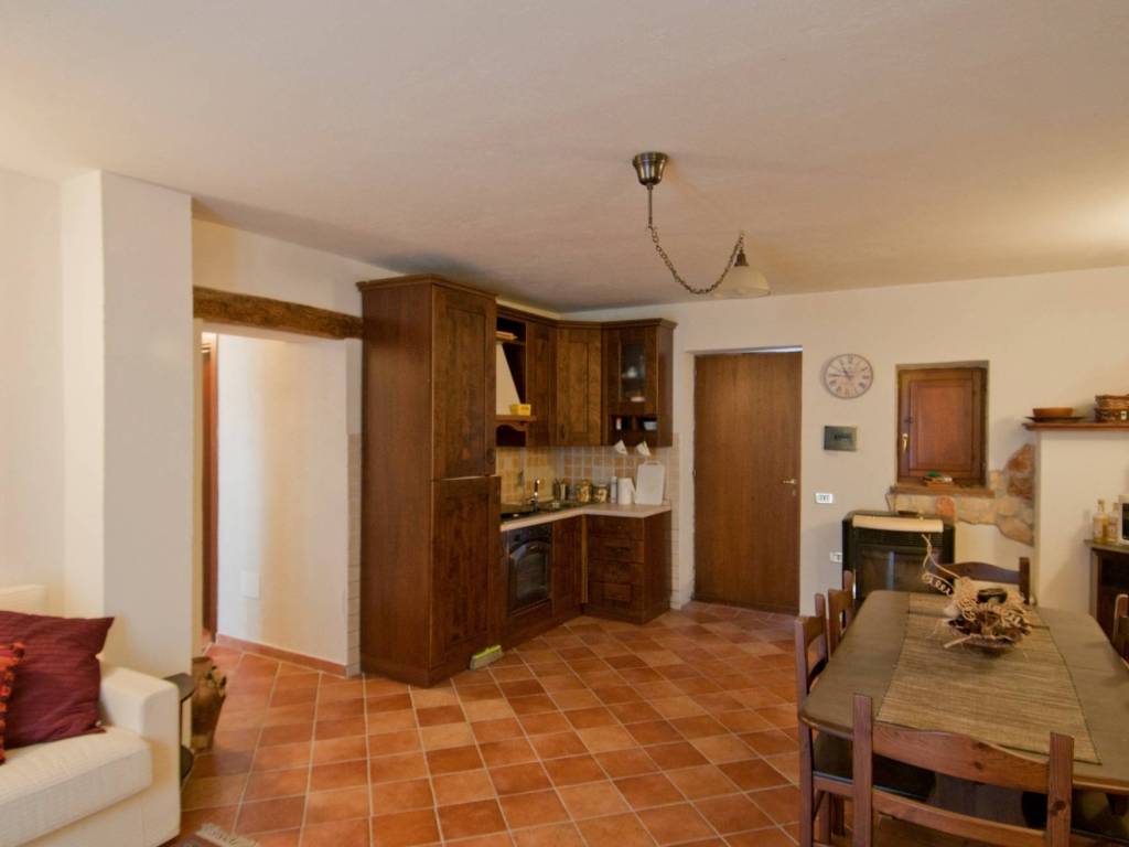 Appartamento a Ovindoli in Via Sopra la Chiesa - Foto 5