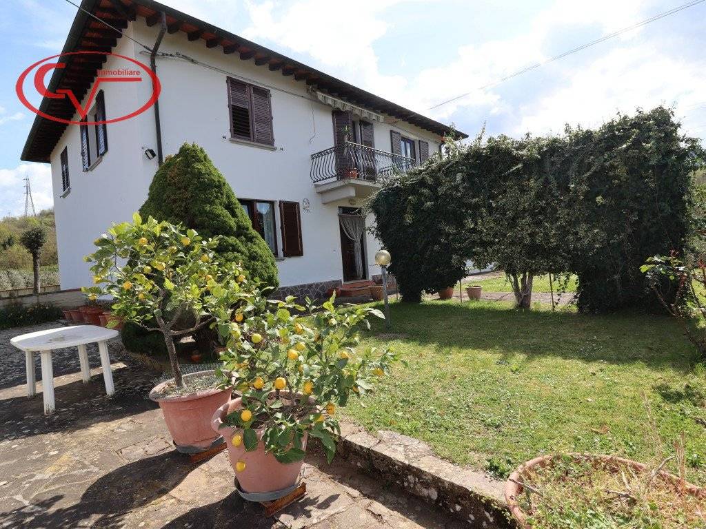 Villetta a schiera a Cavriglia in Via dei Cedri - Foto 2