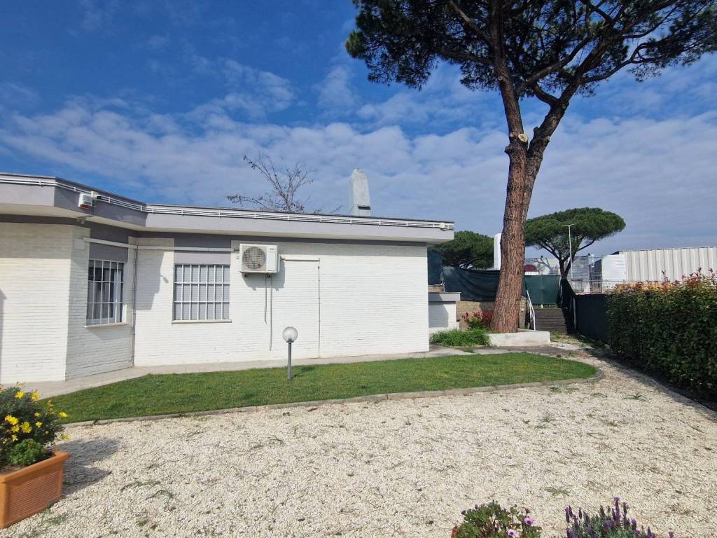 Immobile a Roma in Via Silicella - Foto 2