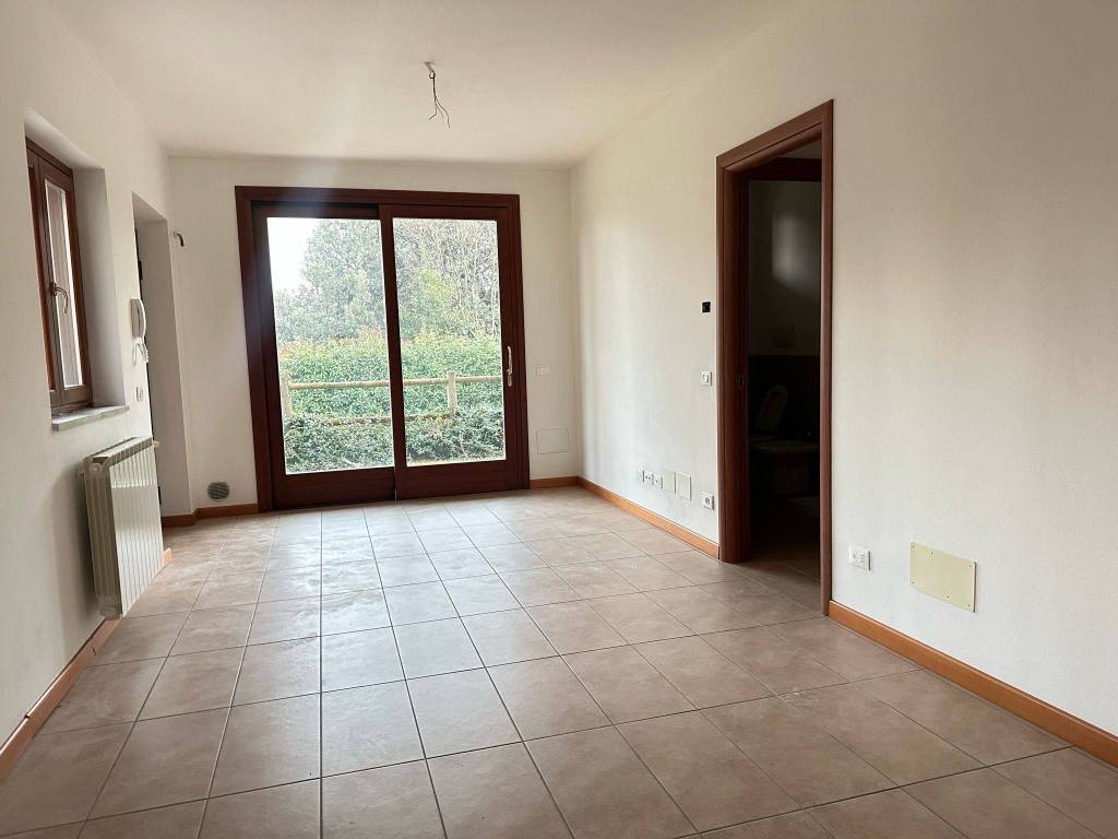Appartamento a Toscolano-maderno in Via Montemaderno - Foto 2
