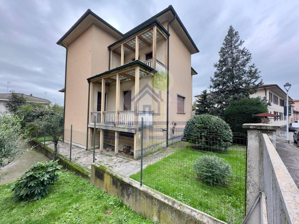 Villa a Soresina in VIA MAZZINI 22 - Foto 2