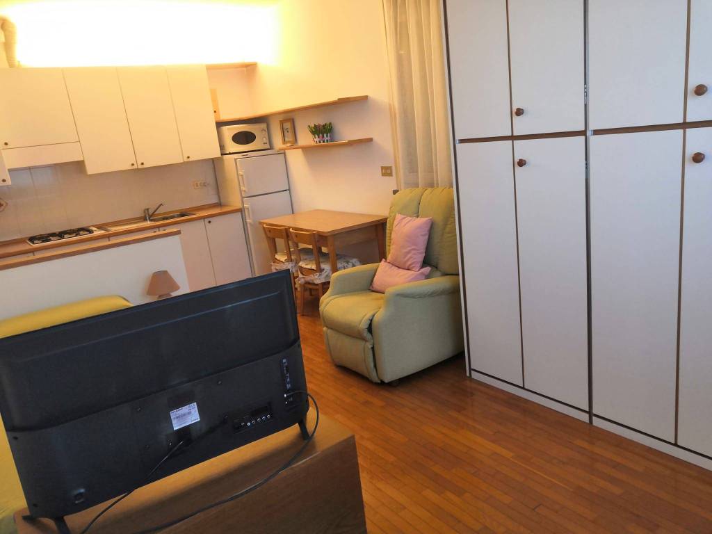 Appartamento a Crema in Via Macallè - Foto 3
