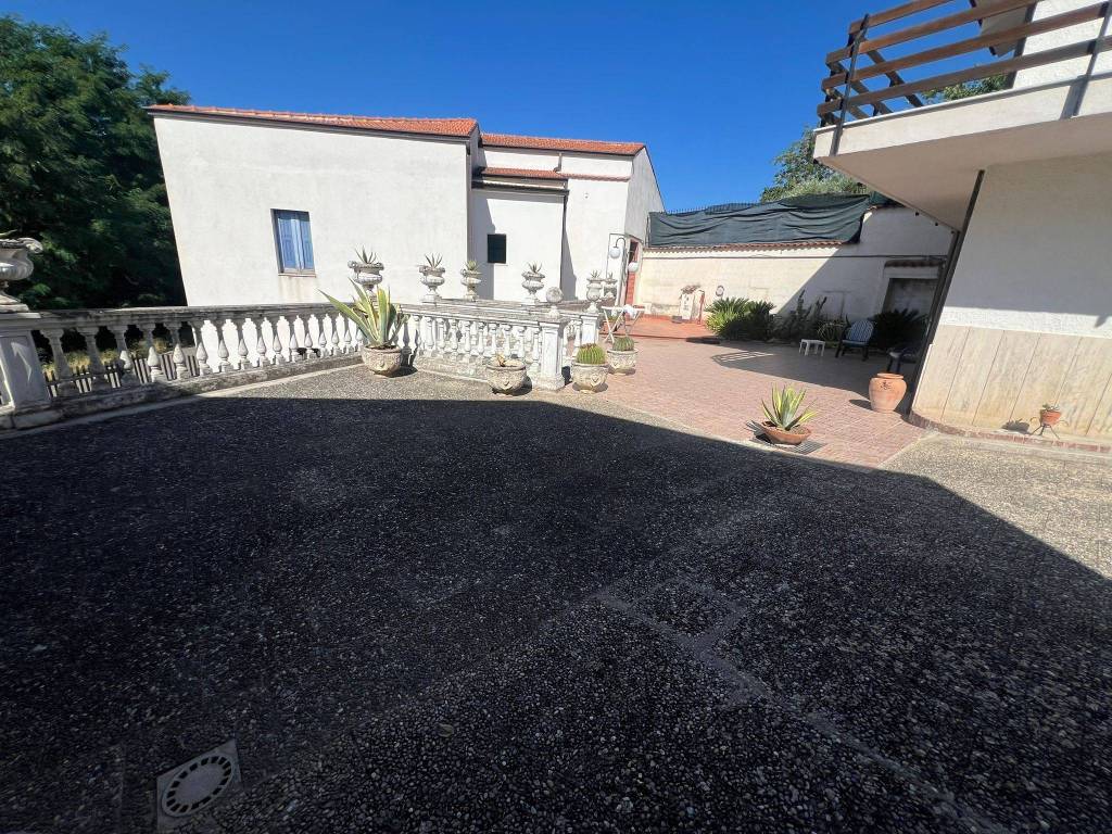 Villa a Ceppaloni in Via Tre Santi-Beltiglio - Foto 5