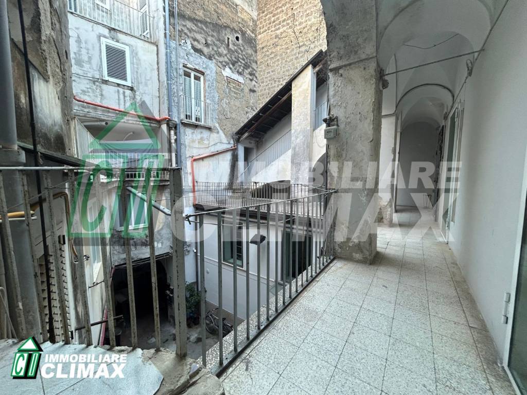 Appartamento a Caserta in Via Vincenzo Orazio Crispo, 7 - Foto 4