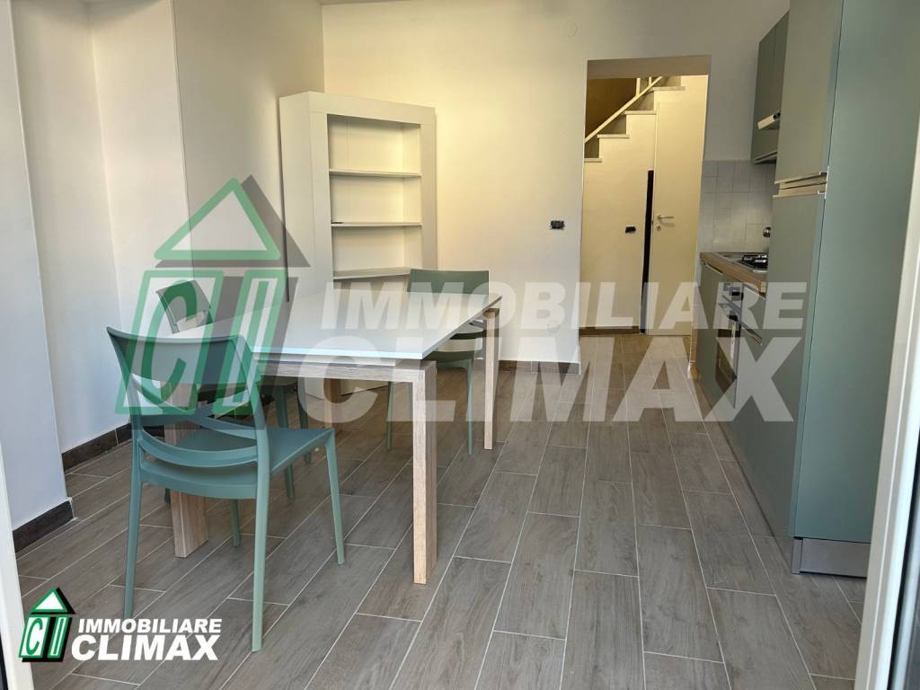 Appartamento a Caserta in Via Vincenzo Orazio Crispo, 7 - Foto 5