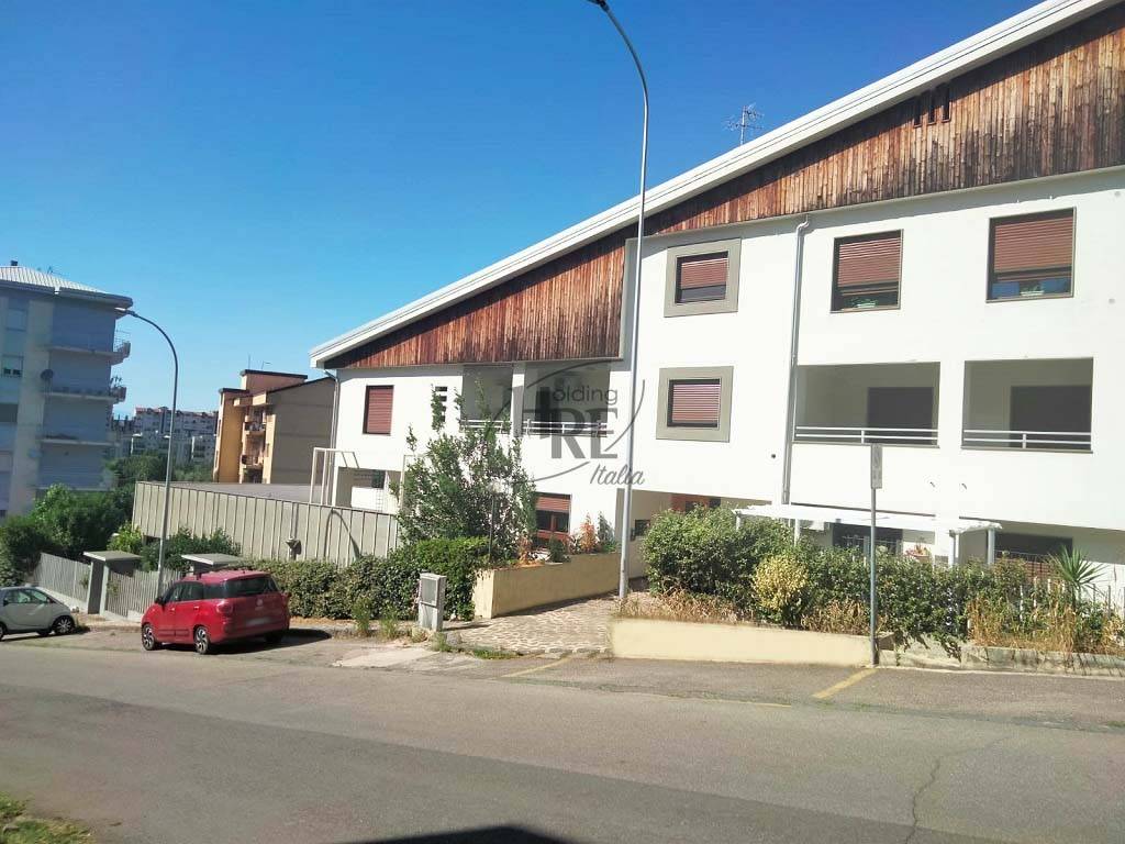 Immobile a Cosenza in Via Gerolamo De Rada, 97 - Foto 2