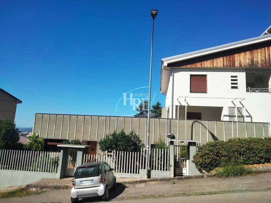 Immobile a Cosenza in Via Gerolamo De Rada, 97 - Foto 3