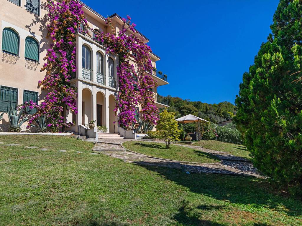Villa a Salò in Via Gardesana - Foto 3