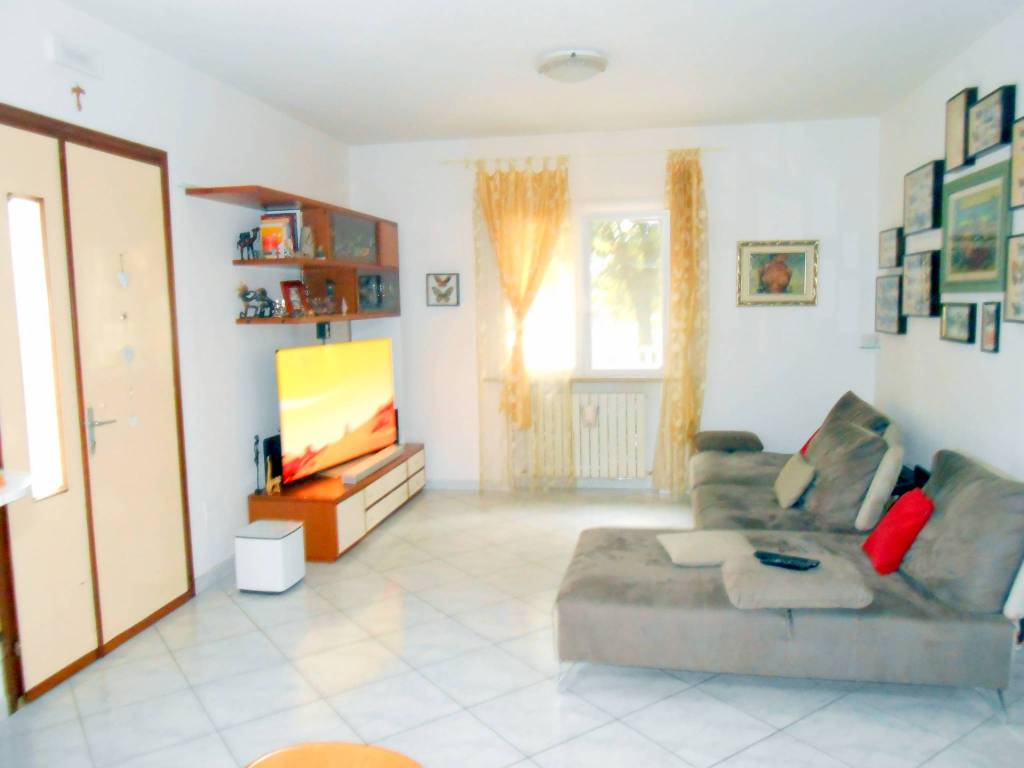 Casa indipendente a Ostellato in Via Giuseppe Di Vittorio, 4 - Foto 3