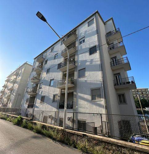 Appartamento a Catanzaro in Via Francesco Crispi - Foto 2