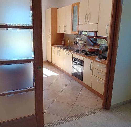 Appartamento a Latina in Strada Della Chiesuola - Foto 2