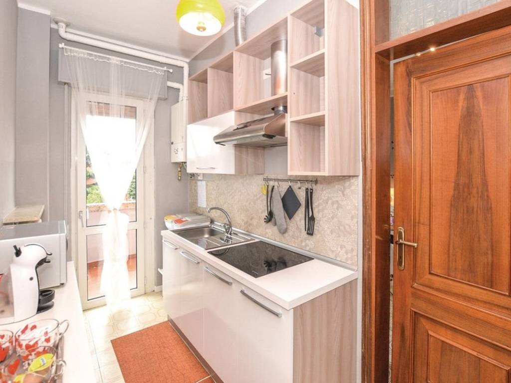 Appartamento a Desenzano del garda in Via San Benedetto, 93 - Foto 4