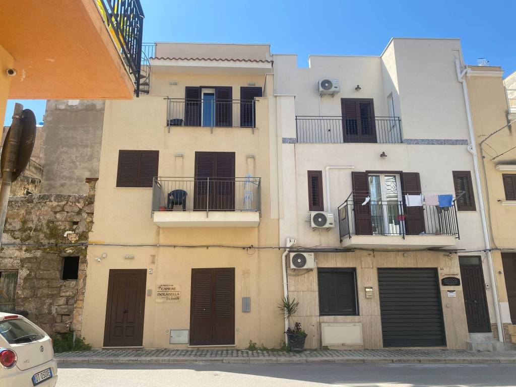 Palazzo / stabile a Isola delle femmine in Via Cristoforo Colombo, 100 - Foto 2