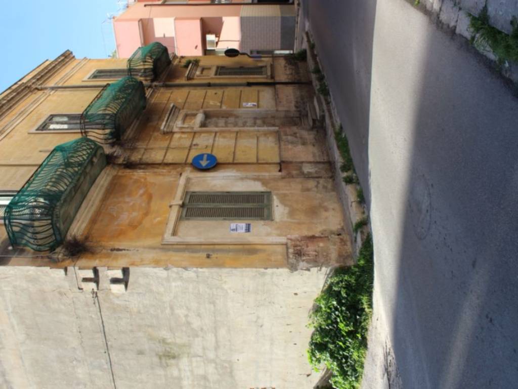 Palazzo / stabile a Francavilla fontana in Via Abramo Flora - Foto 5