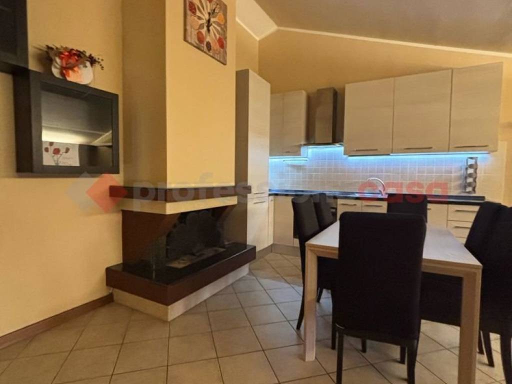 Appartamento a Monsummano terme in VIA CESARE BATTISTI - Foto 2