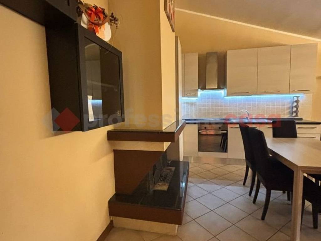 Appartamento a Monsummano terme in VIA CESARE BATTISTI - Foto 5
