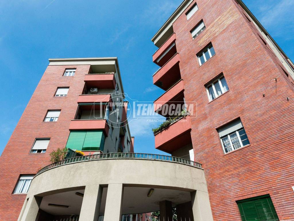 Appartamento a Milano in Piazzale Vincenzo Cuoco 7 - Foto 1