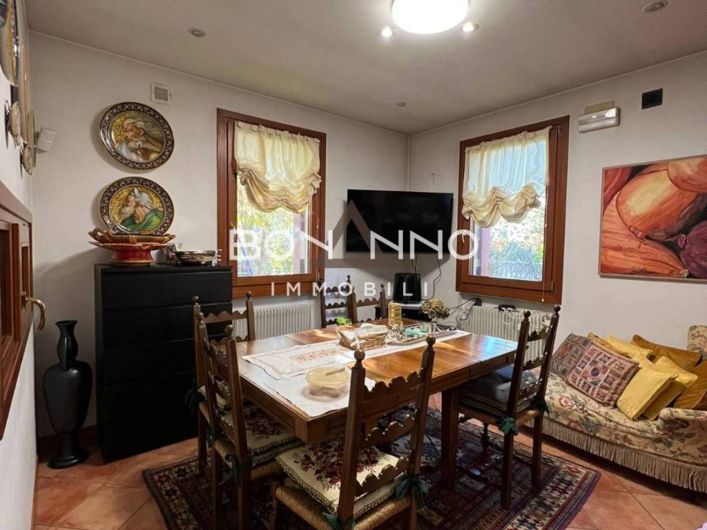 Casa indipendente a Castelfranco veneto in Via Sile, 1 - Foto 2