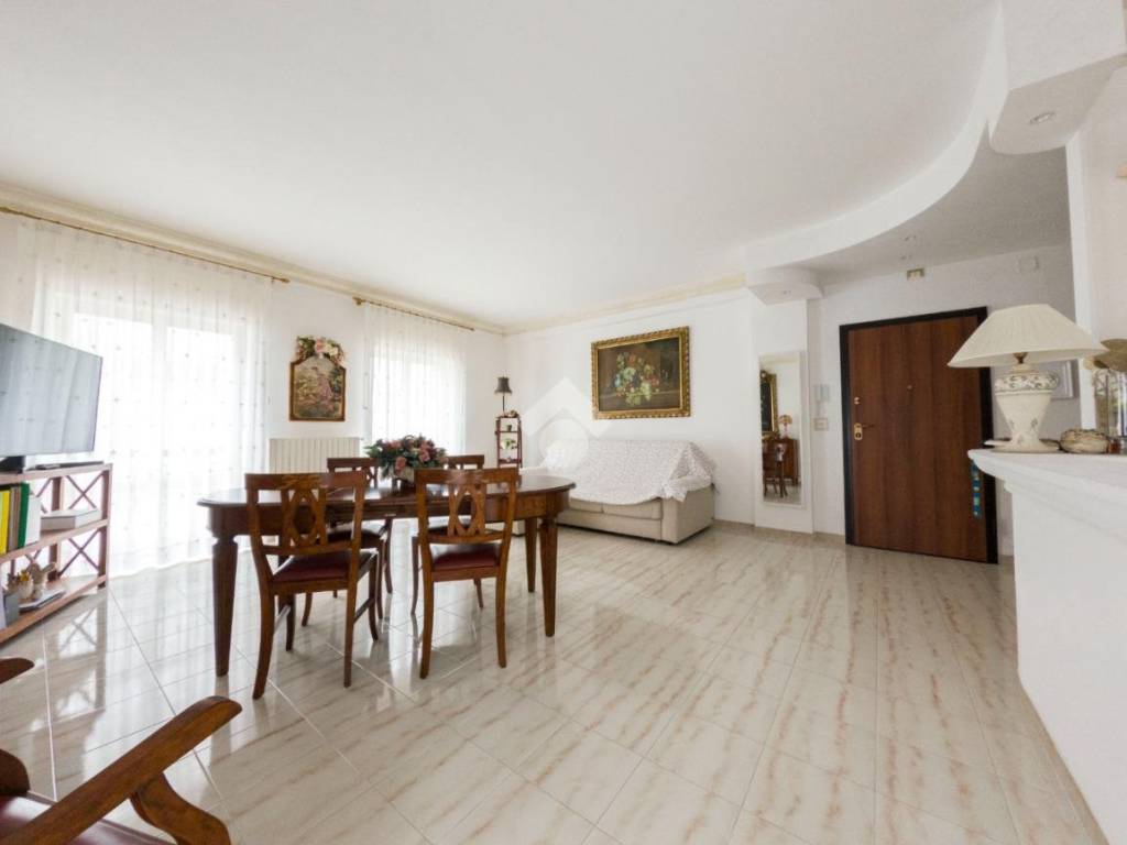 Appartamento a Manfredonia in Via Santa Tecchia, 32 - Foto 3