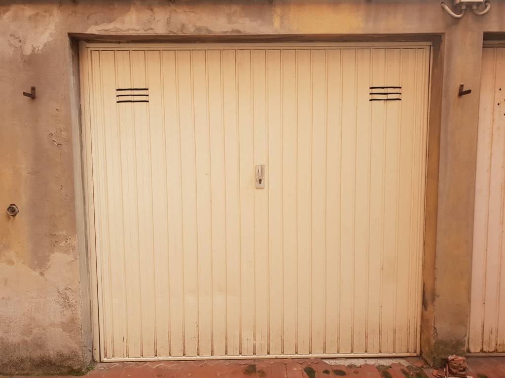 Box / garage a Prato in Via Piero della Francesca, 2 - Foto 2
