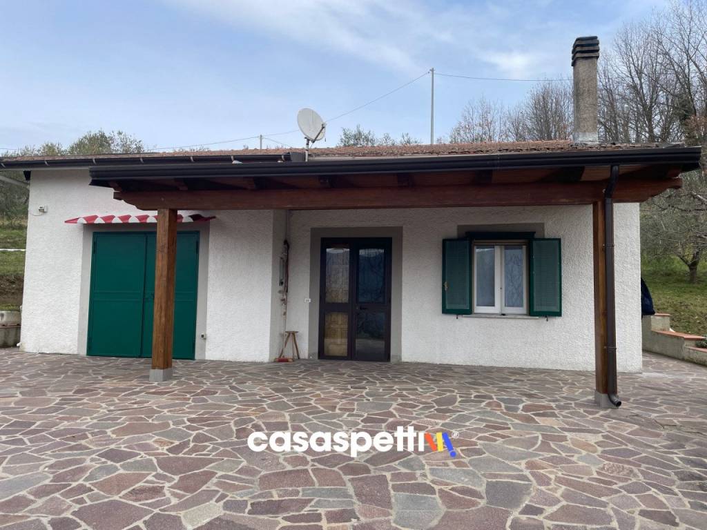 Casa indipendente a Muro lucano in Contrada Piani snc - Foto 5