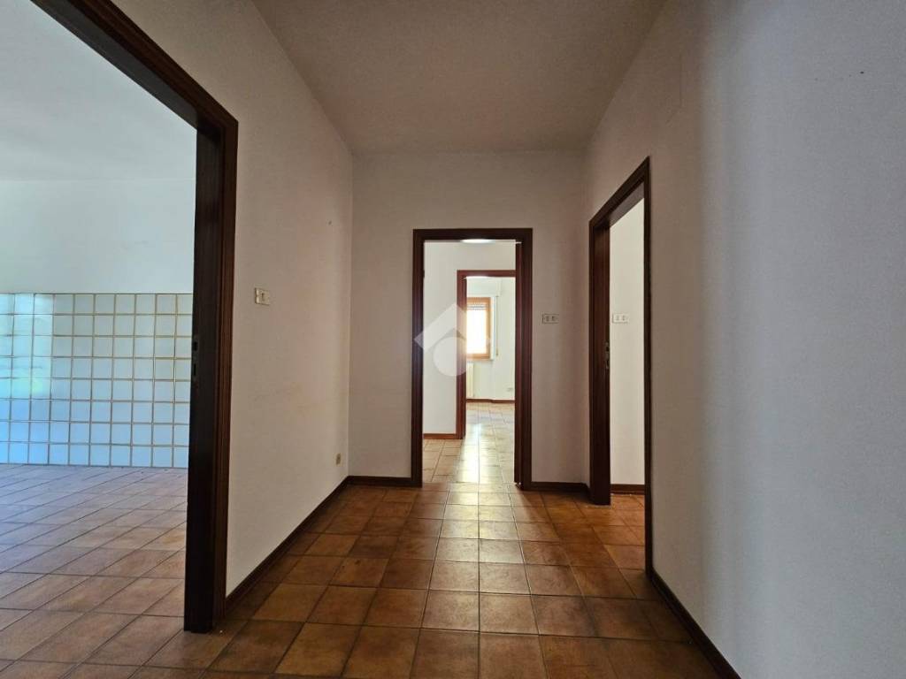 Appartamento a Folignano in Viale Genova, 33 - Foto 2