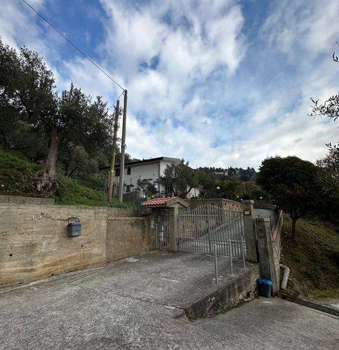 Villa a Catanzaro in Viale Vincenzo Gattoleo - Foto 2