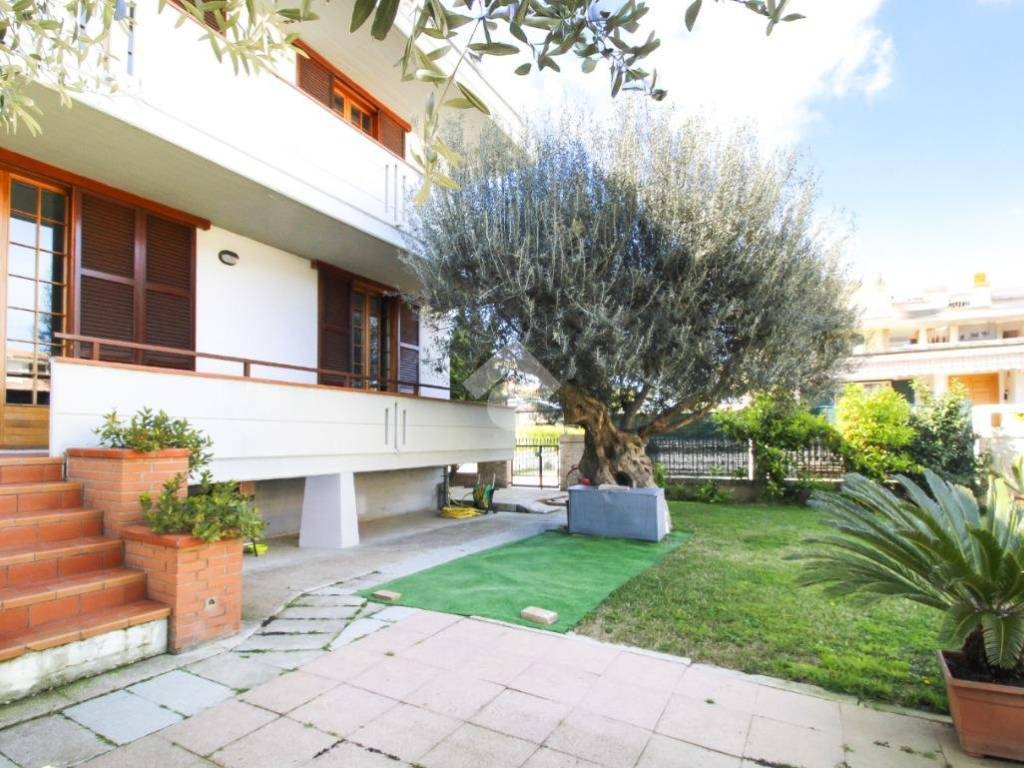 Casa indipendente a Tortoreto in Via Della Repubblica, 26 - Foto 3