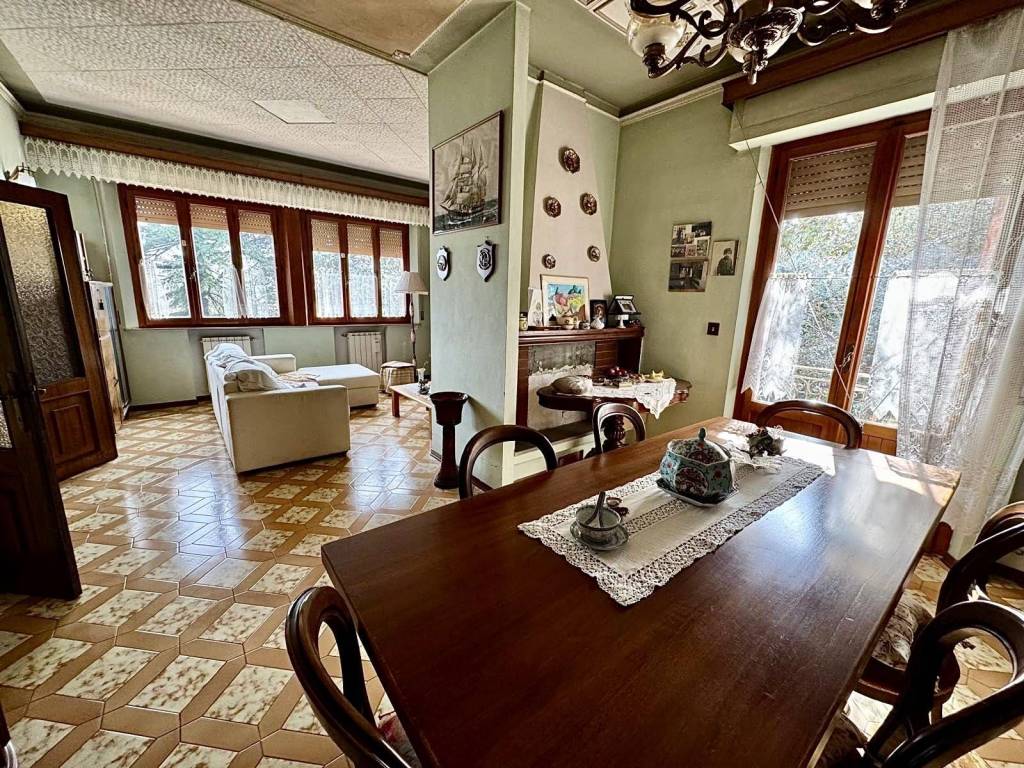 Villa a Sinalunga in Viale Trieste, 167 - Foto 2
