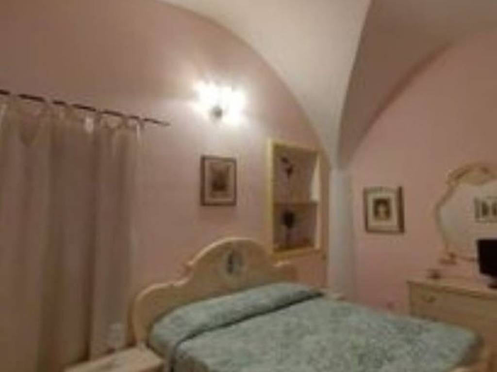Appartamento a Finale ligure in Piazza dell'Oro - Foto 4
